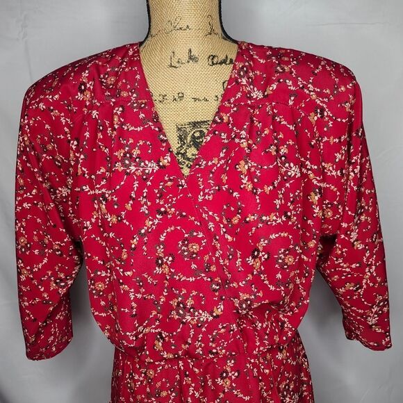 Vintage 80s Red Dainty Floral Cottagecore Deep V-Neck Midi Dress - Picture 4 of 16